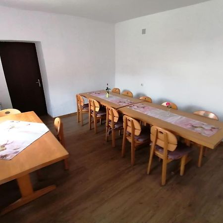 Casa Bunicii 호텔 Sasca Montană 외부 사진