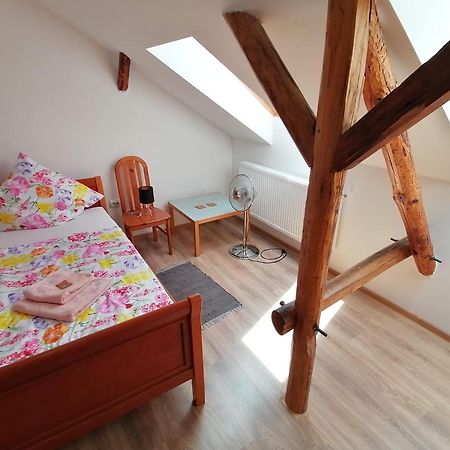 Casa Bunicii 호텔 Sasca Montană 외부 사진